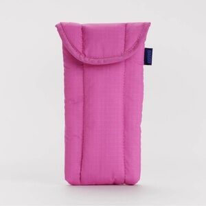 BAGGU Puffy Glasses Sleeve in “Extra Pink”